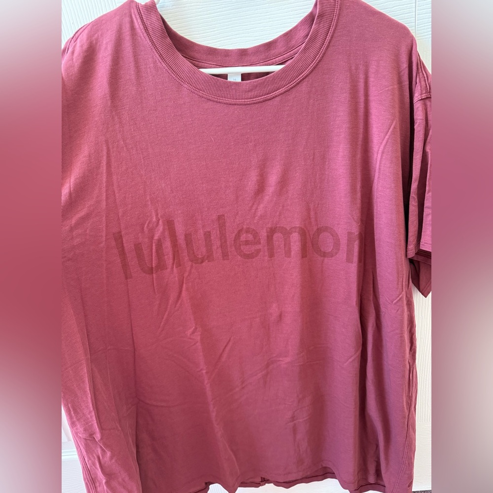 Lululemon Athletica Maroon Tee